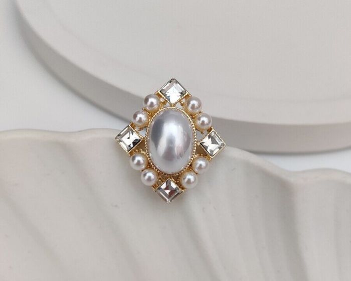 Brooch R050174907180