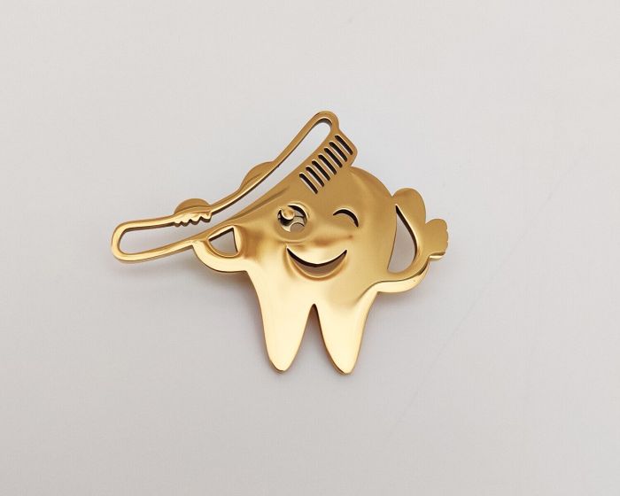 Tooth Brooch R174273907140