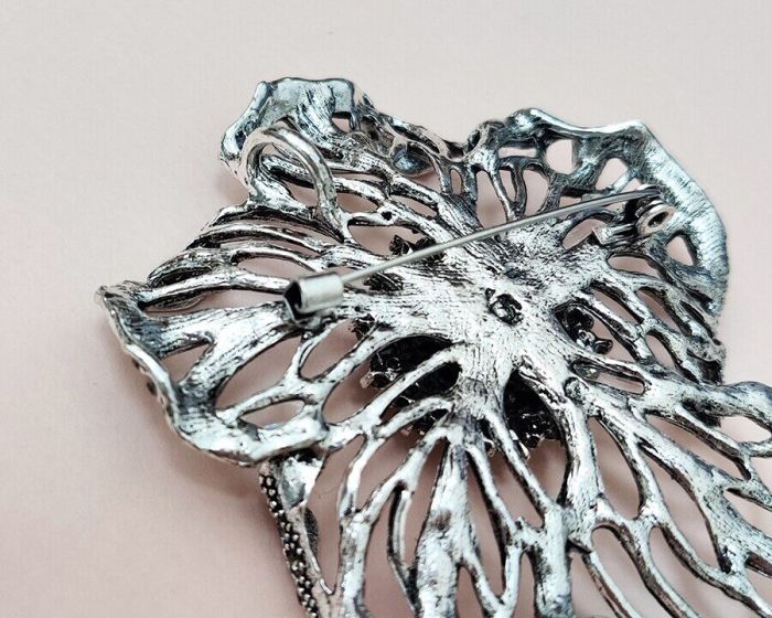 Flower brooch G216576507195