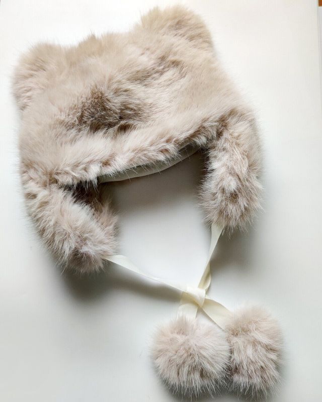 Hat with ears R2196