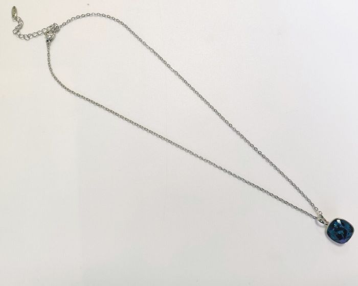 Pendant with Swarovski crystals R2561718007795