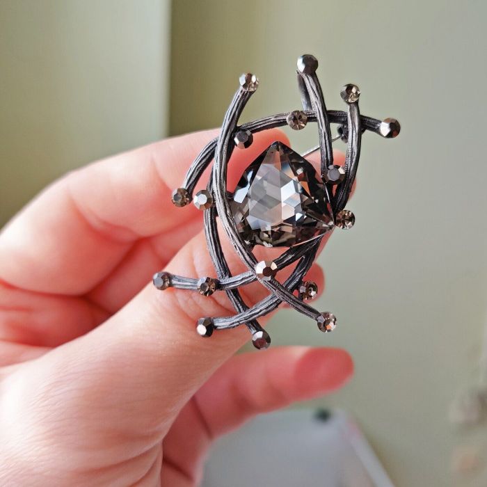 Brooch R348075507195