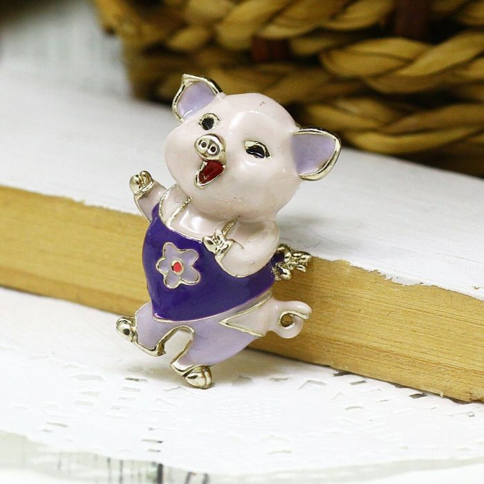 Brooch 2019 NG-24 2019 NG-24