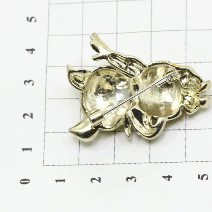 Brooch 2019 NG-31 2019 NG-31