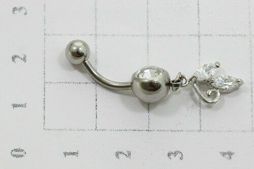 Belly button piercing F395 F395
