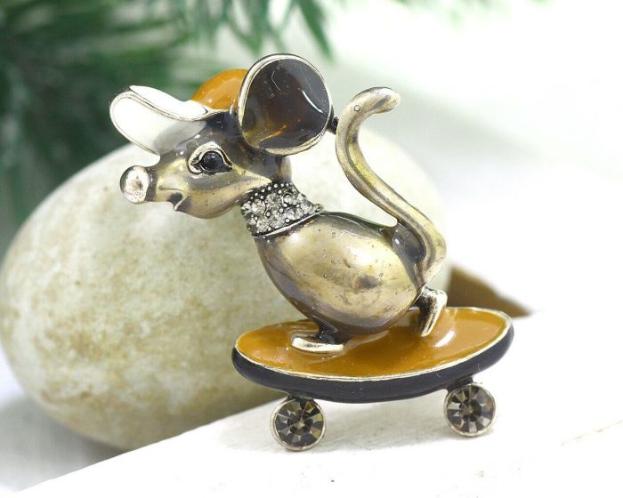 Brooch F156575907180 F156575907180