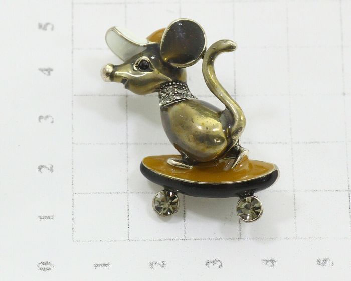 Brooch F156575907180 F156575907180