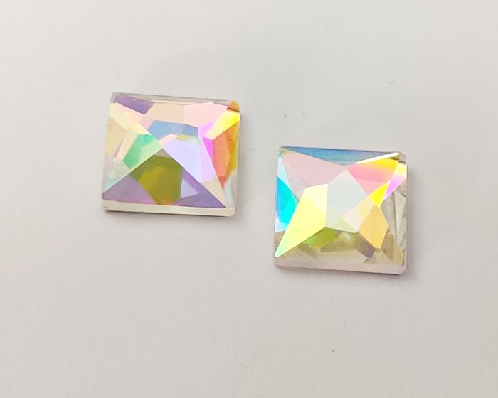 Crystal 7571072715 (8*8 mm) 7571072715