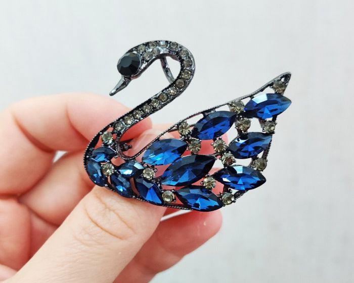 Swan brooch G816676507220