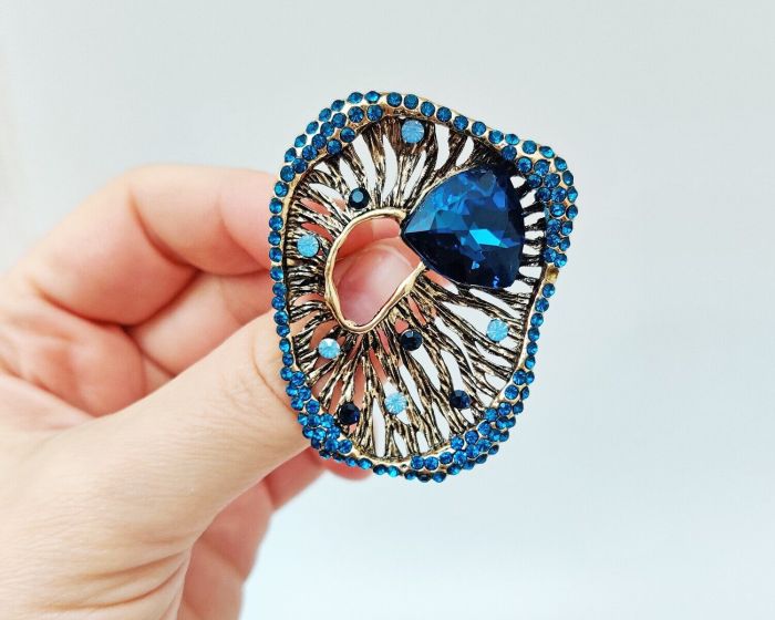 Brooch G858674907190