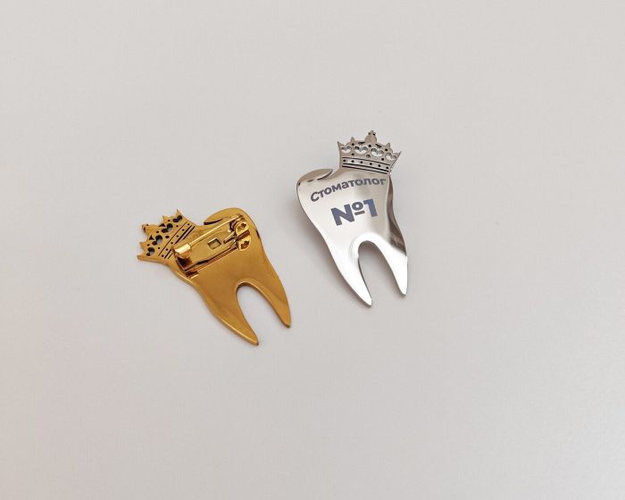Brooch Dentist No. 1 R101275907260